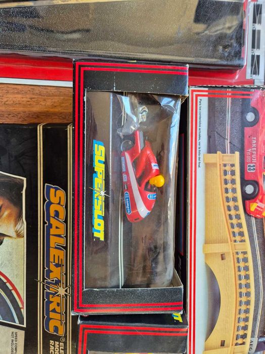 Conjunto vintage Scalextric e superslot