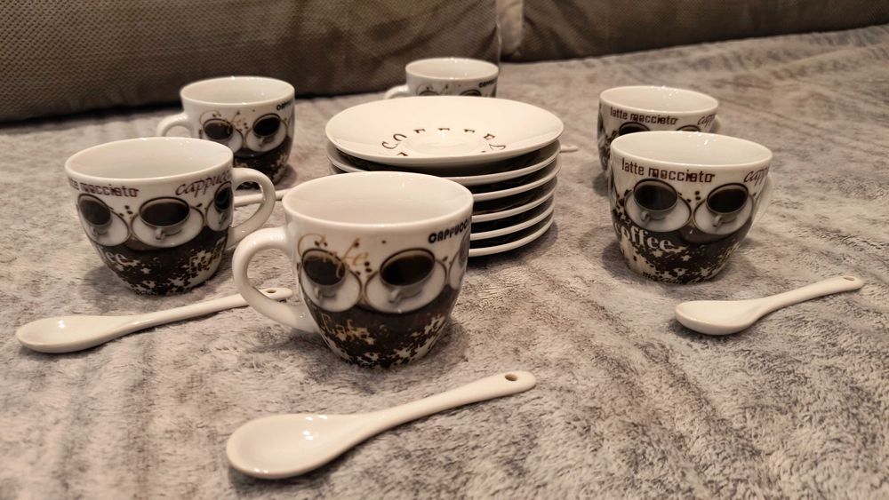 Zestaw filiżanek do espresso lub herbaty nowy