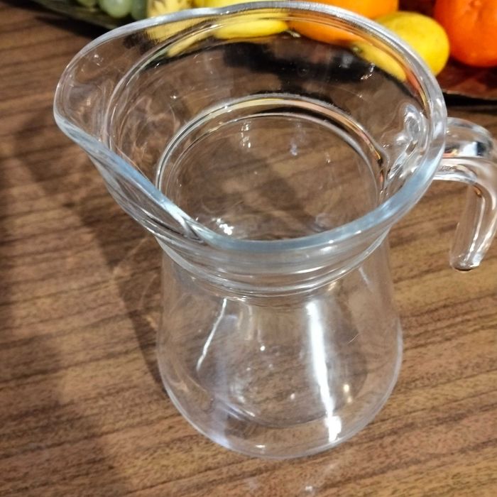 Jarra 1L. Para sumos, água, vinho ou leite