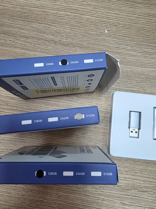 Flash Drive 128 GB - pendrive