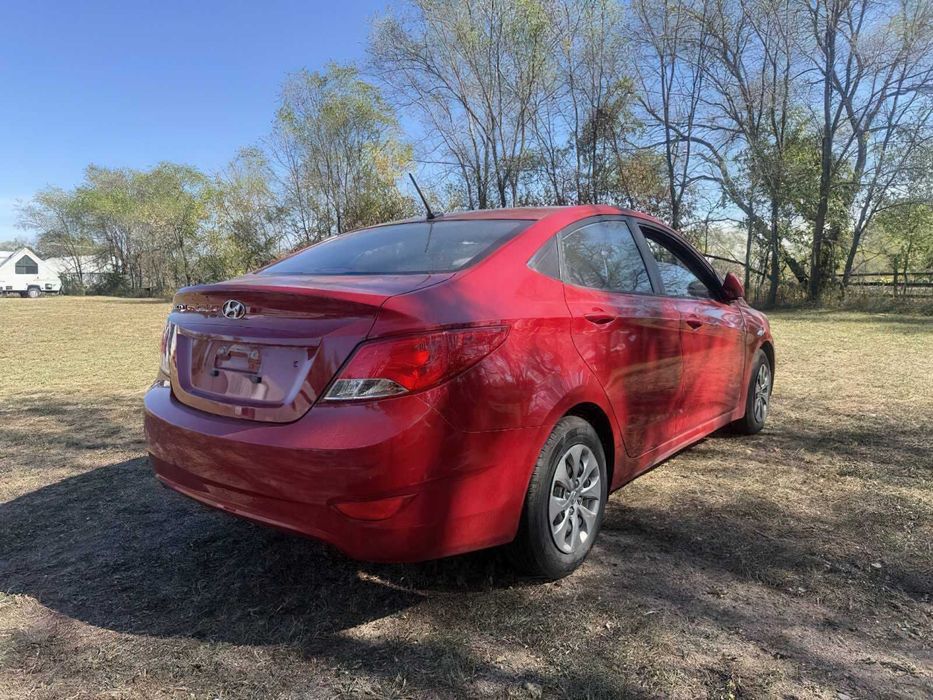 Hyundai Accent      2015