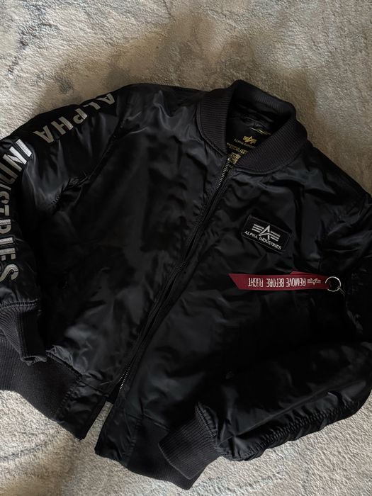 Бомбер Alpha Industries MA-1