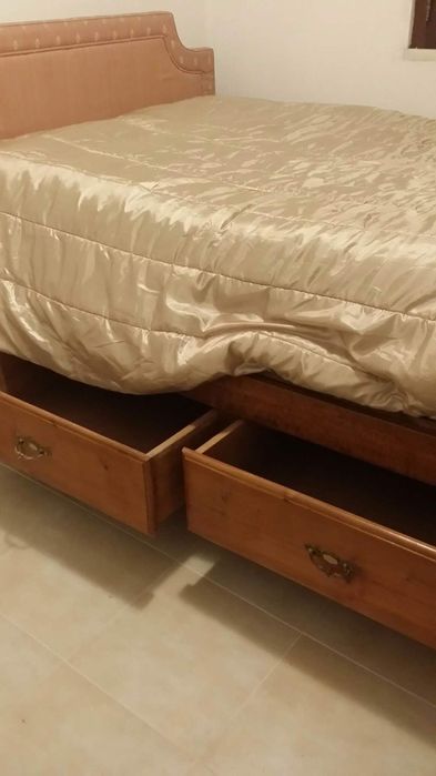 Cama de casal usada - com transporte