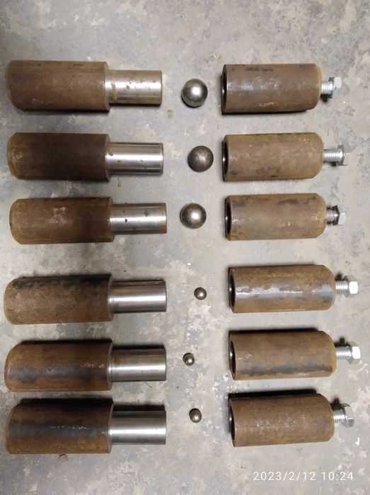 Петли навесы стальные.диаметр 30мм 28 мм и меньше