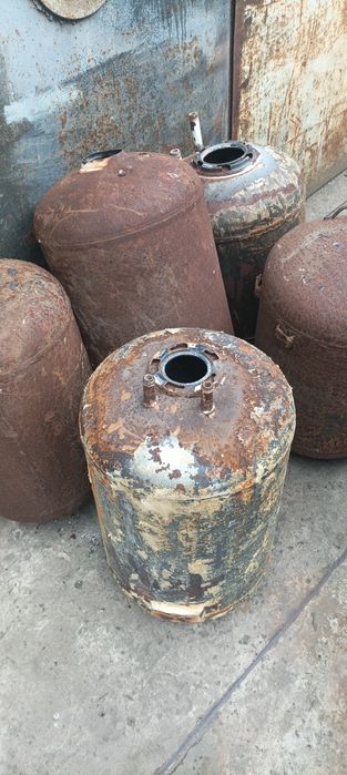 Металлический бак, ёмкость