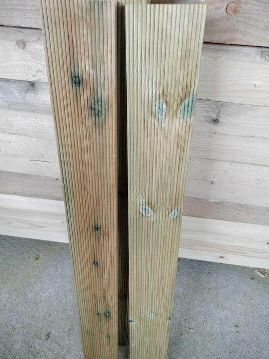 Deck de madeira tratada