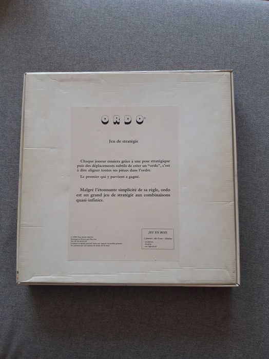 Jogo de tabuleiro ORDO