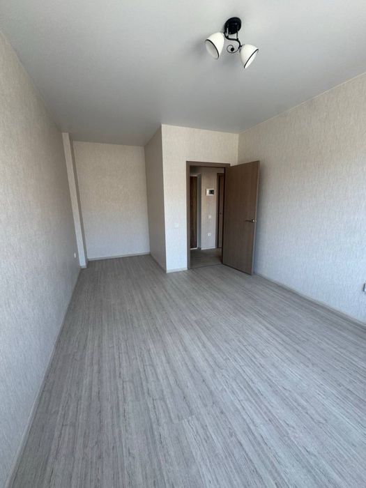 Продам 1 кімнатну квартиру 7 небо з кладовкою