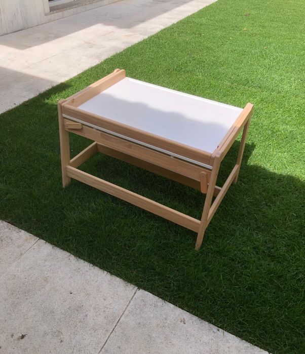Mesa Flisat IKEA criança