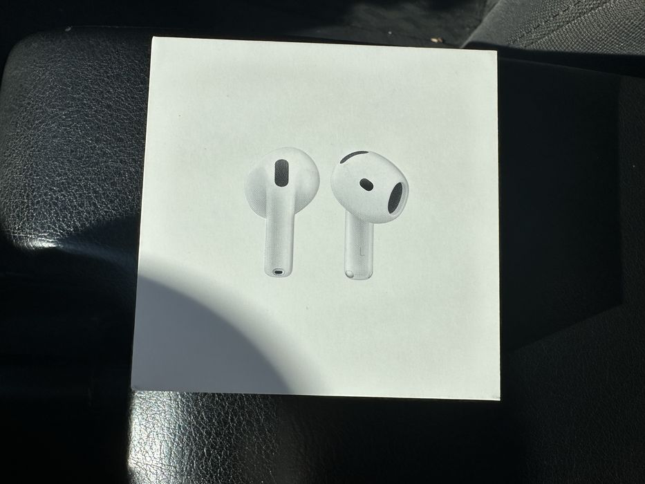 AirPods 5 стан нових
