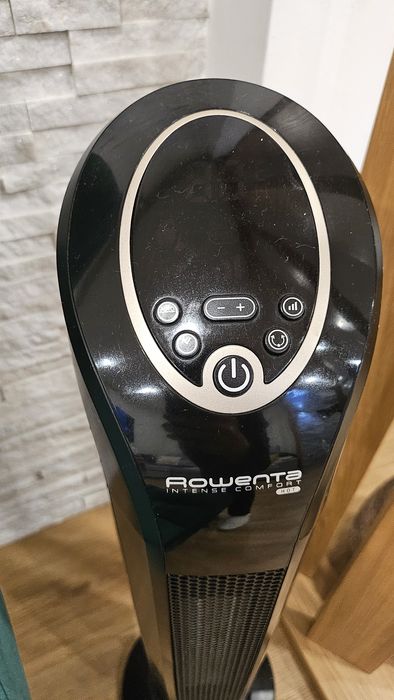 Vende-se Aquecedor Rowenta Intense Comfort Hot S09420