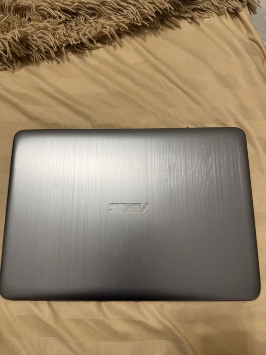 Ноутбук Asus E403s, 3500 грн