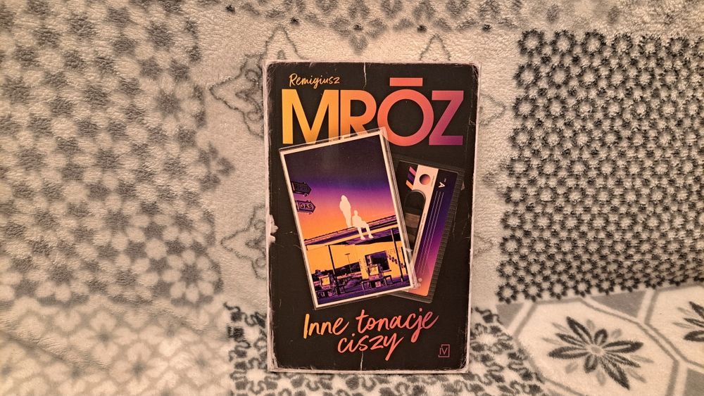 Nowa Książka Remigiusz Mróz Inne tonacje ciszy