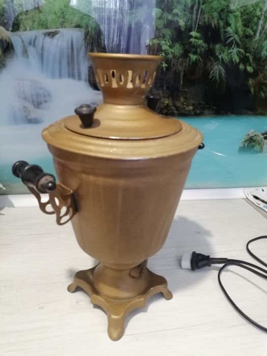 Продам самовар електричний