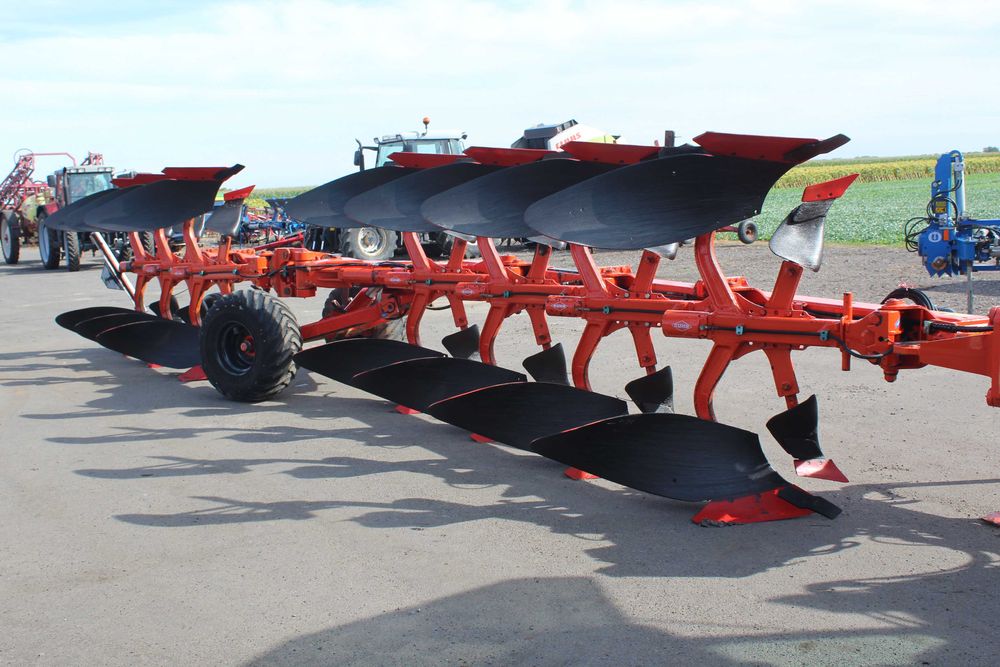 Pług Kuhn Vari Manager  7 skibowy  kverneland  overum