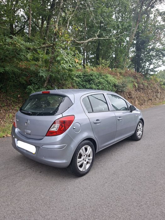 Opel Corsa 1.2 Cosmo 170000km 2010