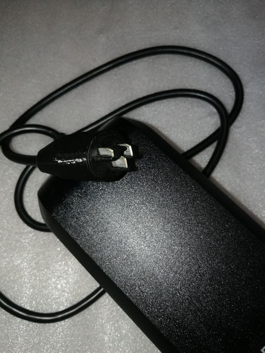 Зарядное устройство Bosch 4 ампера, для электровелосипед зарядка заряд ...