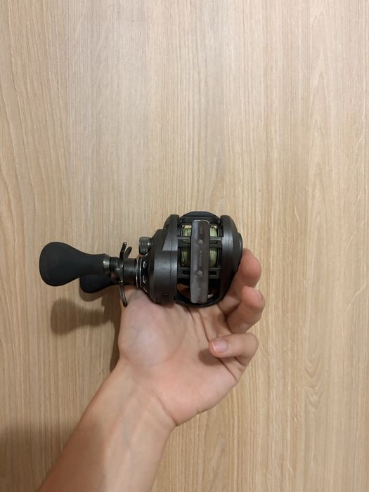 Carreto Casting Caperlan WXM 300 RC – Como Novo