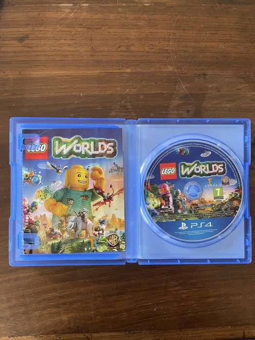 Jogo Lego Worlds para PS4
