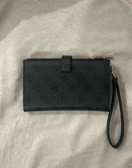 Carteira guess como nova