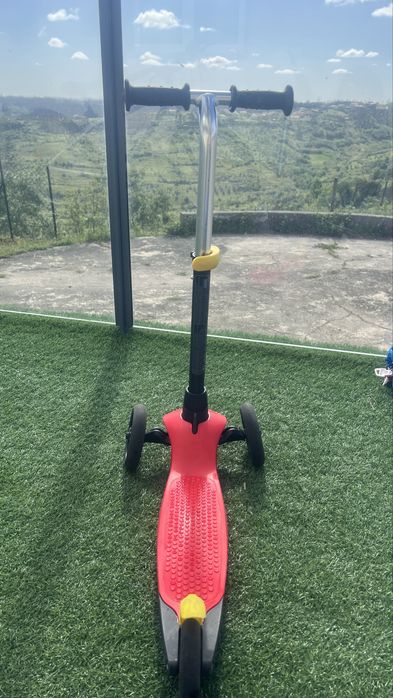 Trotinete com 3 rodas