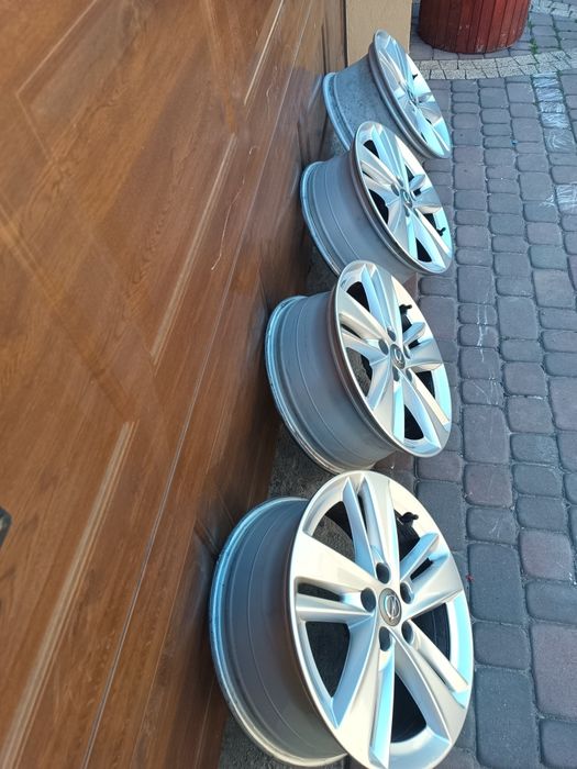 Felgi 5x108 17 Opel Grandland Vivaro C