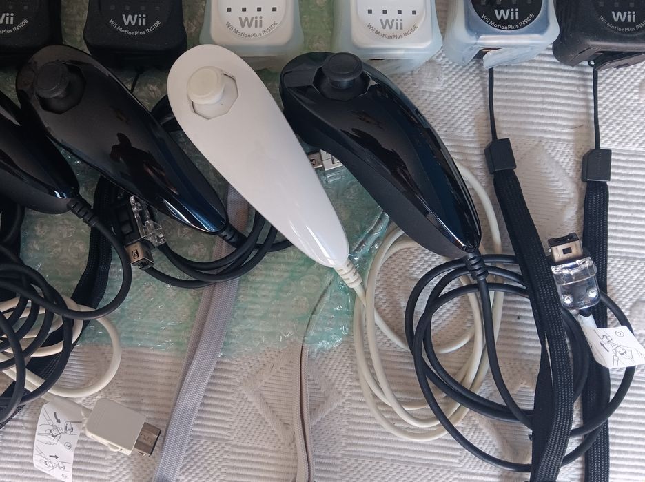 Comandos Wii Motion Plus Inside/Nunchuck/volantes/Adaptadores motion plus Nintendo Wii