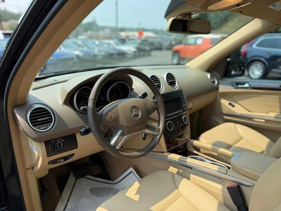 Mercedes-Benz M-Class ML 350 4MATIC      2011