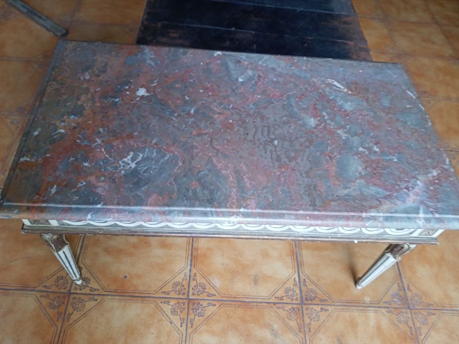 Mesa de centro sala antiga