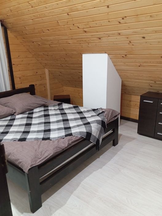 Відпочинок в Карпатах. Котедж поблизу Буковеля. Будинок в горах.