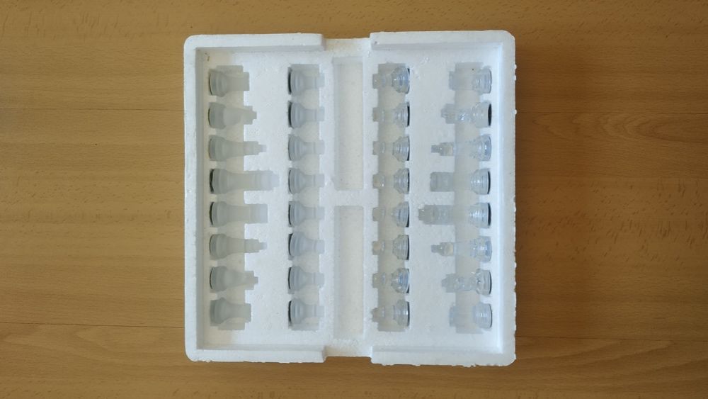 Glass Chess Set - New443110303801681922