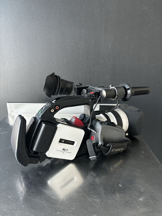 Термінова продаж Відеокамера Canon XL1 (ретро, MiniDV)повний комплект