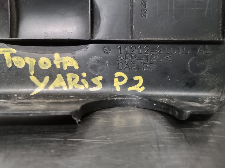 Tampa do Motor TOYOTA YARIS - 1121221010A1