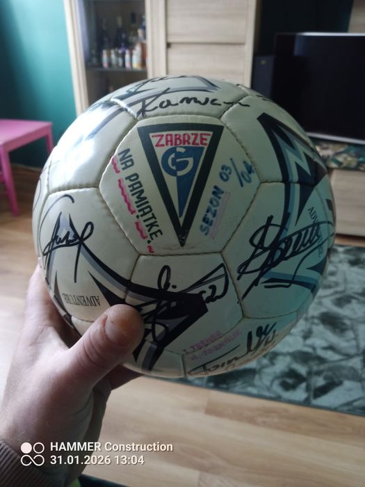 Piłka z ałtografami Górnik Zabrze sezon 03/04