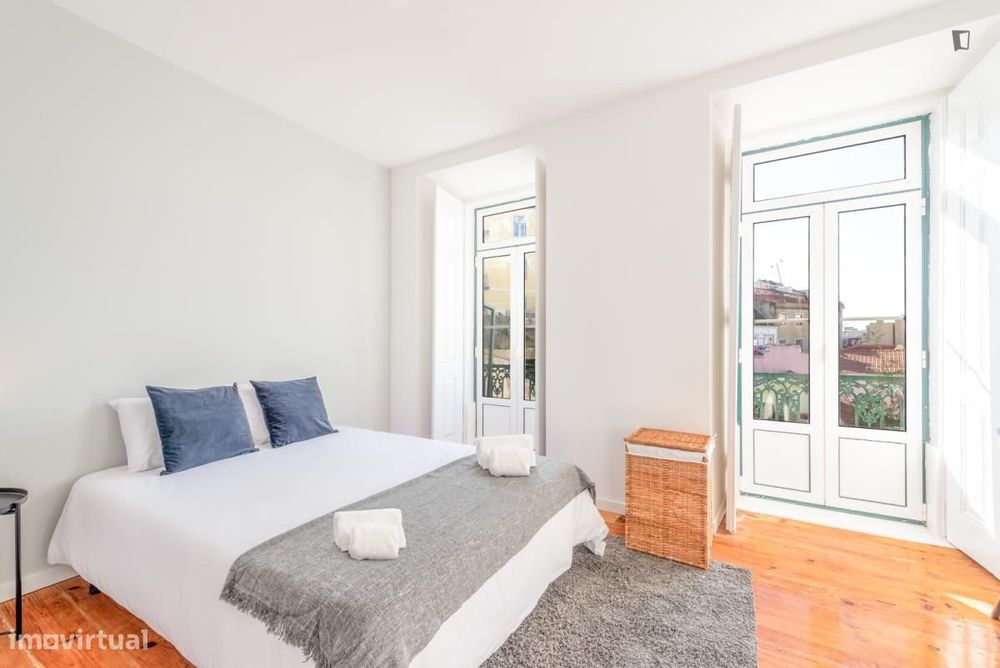 Quarto - localizado em Mouraria Lisbon