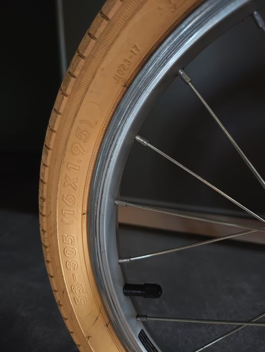 Rower dziecięcy 16 cali czerwony