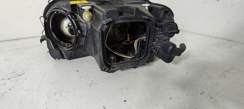 AUDI A3 8P HALOGEN Prawa Lampa Prawy Przód cena za 1 sztuke