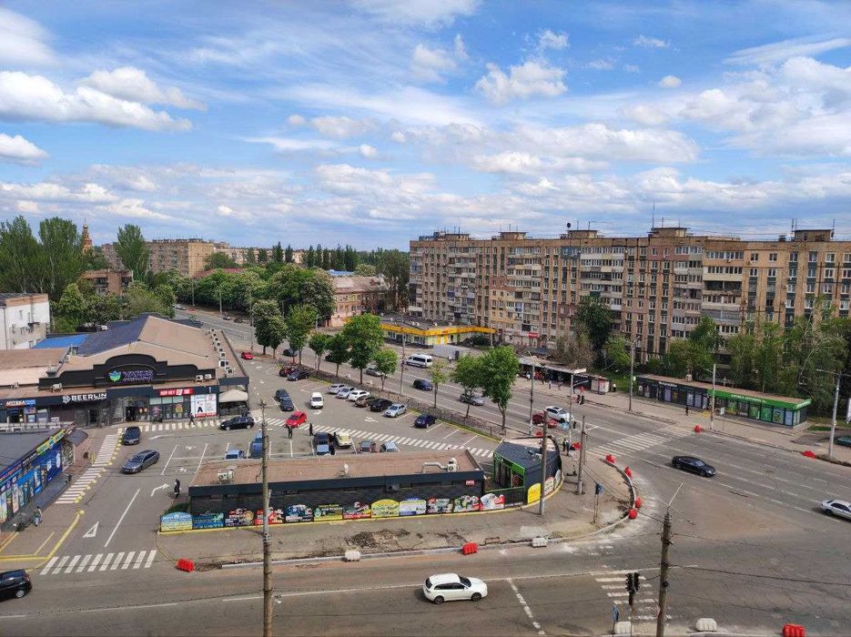 4-кімн пр. Миру, Центр. Зупинка Гараж, Варус. Документи готові.