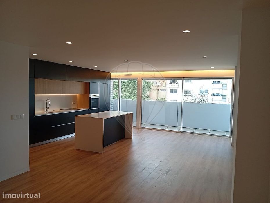 Apartamento T2 para venda — Mafamude E Vilar Do Paraíso, Porto