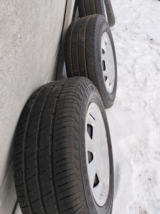 Koła felgi  stalowe 15' 5x160 z oponami 215/65 R15 Ford Transit