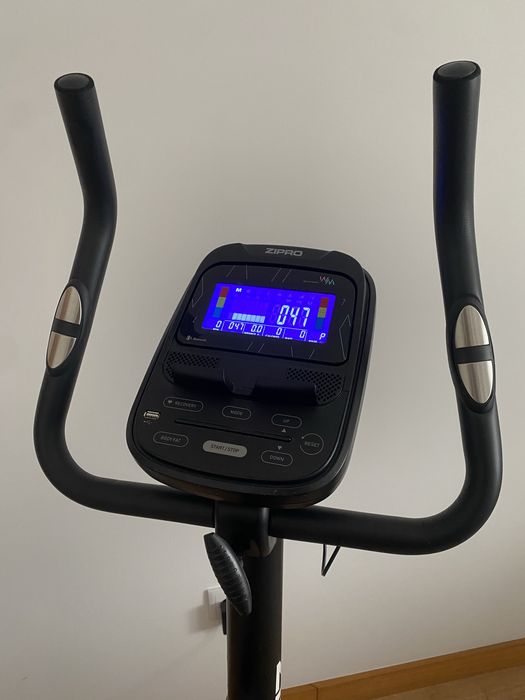 Bicicleta Estática Zipro Flame WM (como nova)
