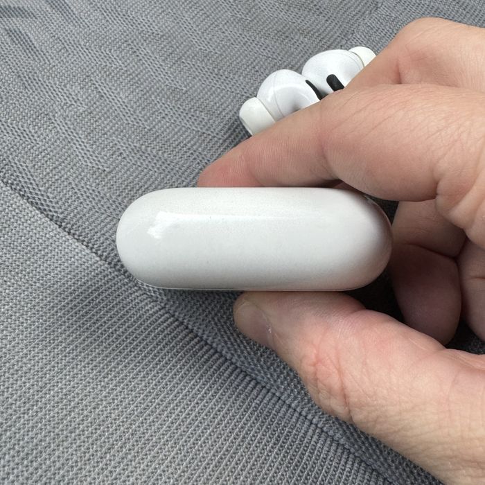 Apple AirPods Pro słuchawki bluetooth białe