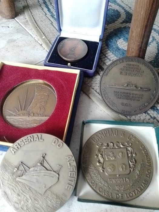 medalhas  antigas militares peças raras