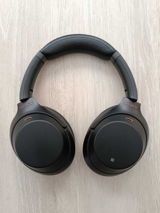 Навушники Sony WH-1000XM3, б/в, у гарному стані.