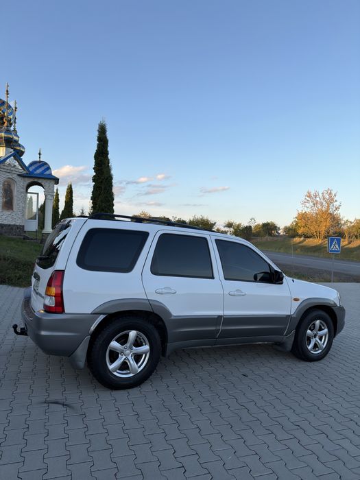 Mazda Tribute 2002 Автомат