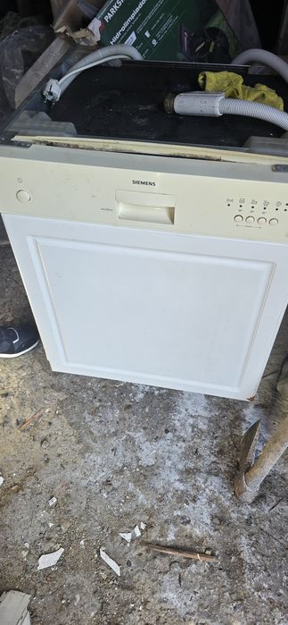 Máquina de lavar loiça usada SIEMENS