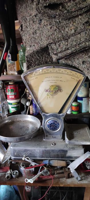 Vendo balança antiga