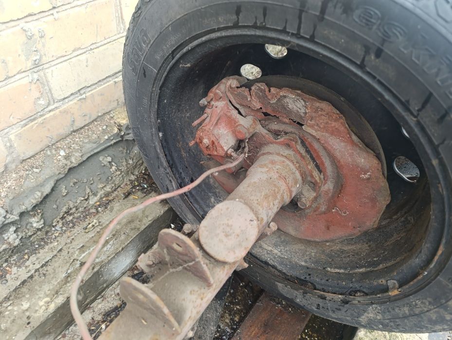 Міст вольво 240 без люфтів