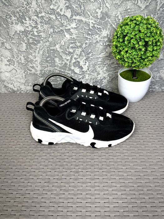 Nike Renew Element кроссовки 38 размер спортивные черные