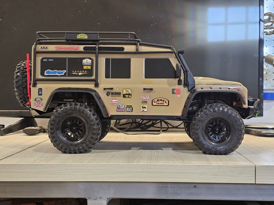 RC 1:10 Traxxas Trx4 Defender Sand Camel Trophy